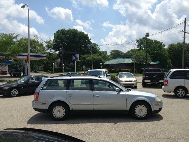 Volkswagen Passat 2004 photo 7