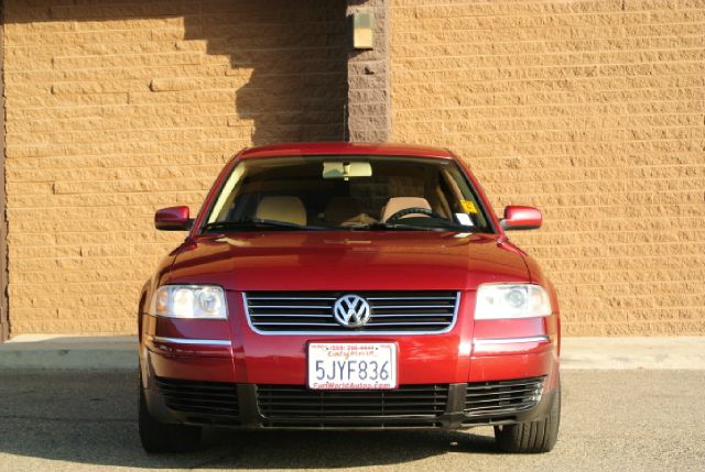 Volkswagen Passat 2004 photo 4