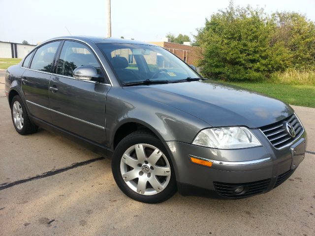 Volkswagen Passat 2005 photo 4