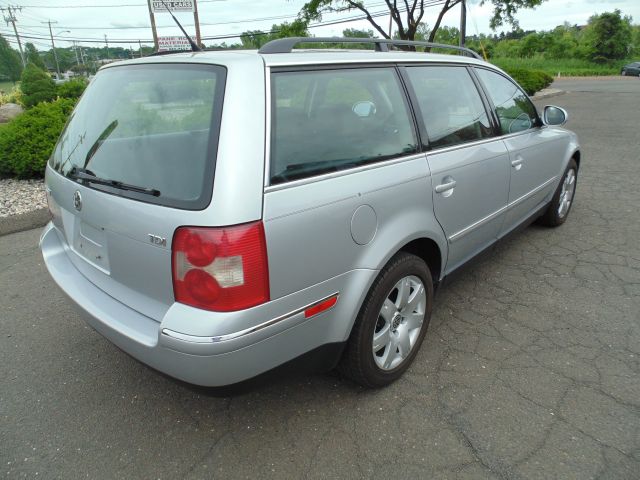 Volkswagen Passat 2005 photo 6