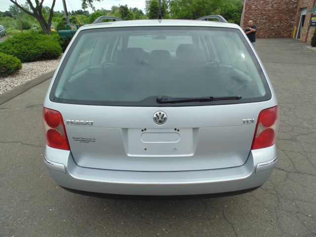 Volkswagen Passat 2005 photo 7