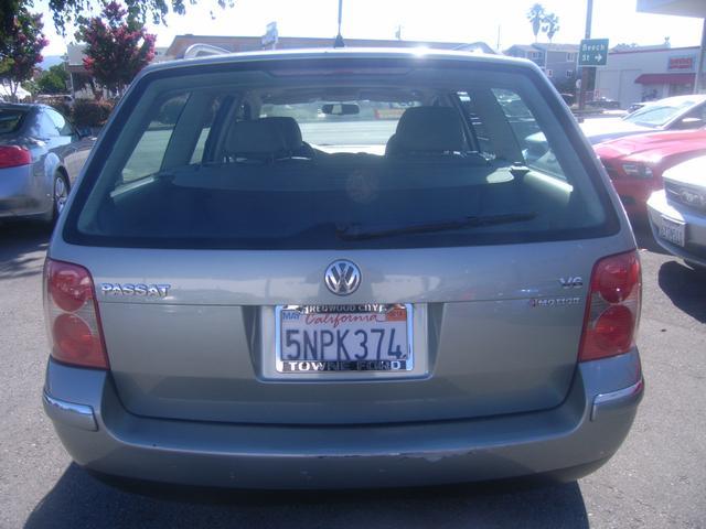 Volkswagen Passat SE Crew Cab 4WD FFV Wagon