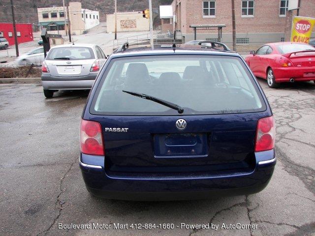 Volkswagen Passat 2005 photo 4