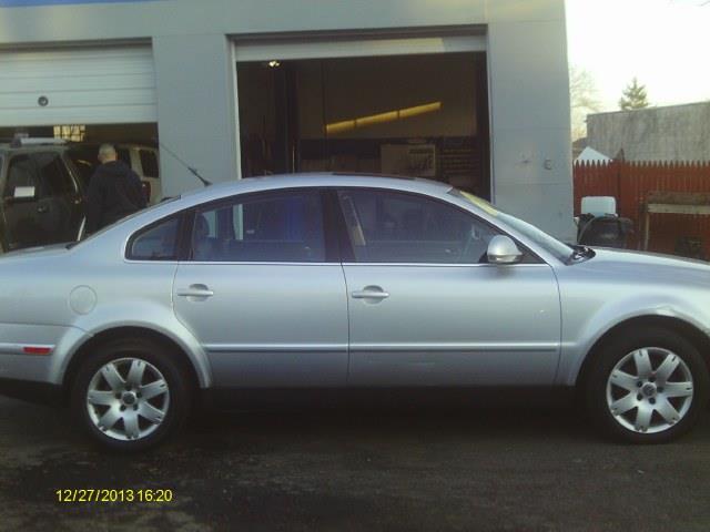 Volkswagen Passat 2005 photo 2