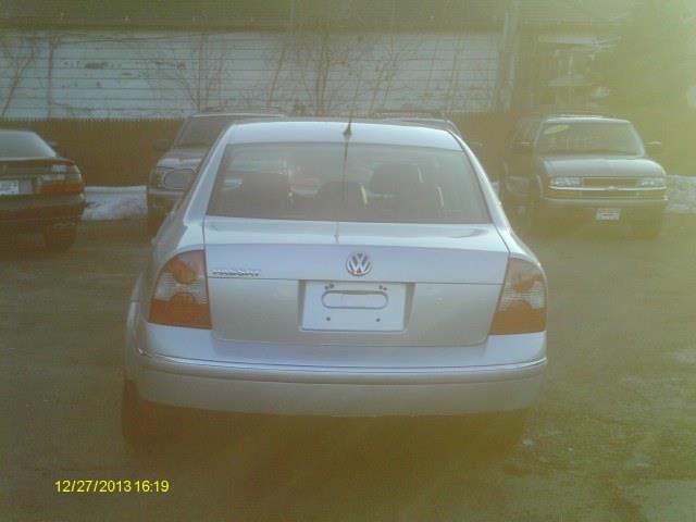 Volkswagen Passat 2005 photo 3