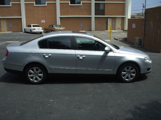 Volkswagen Passat 2006 photo 4