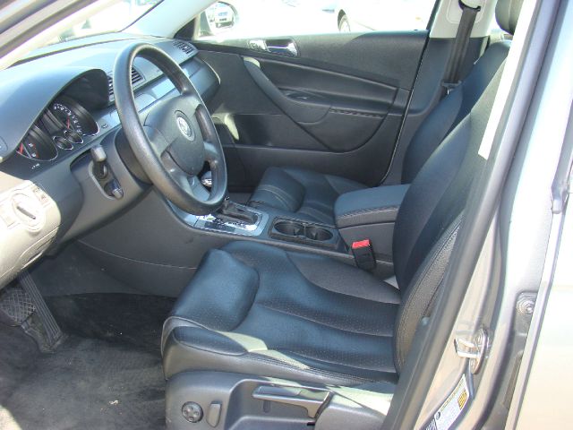 Volkswagen Passat 2006 photo 1