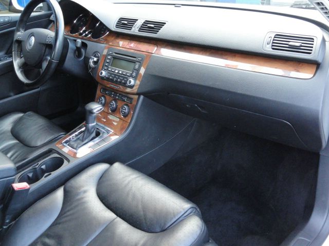 Volkswagen Passat 2006 photo 31