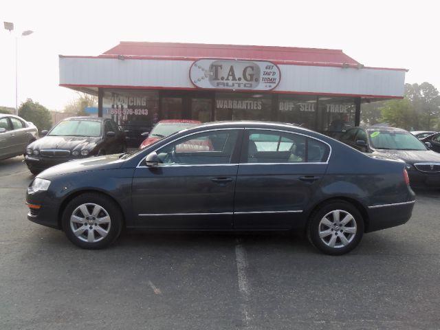 Volkswagen Passat 2006 photo 1