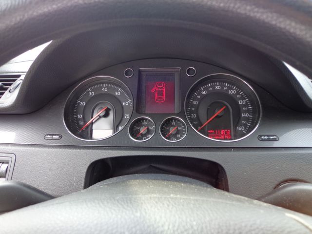 Volkswagen Passat 2006 photo 19