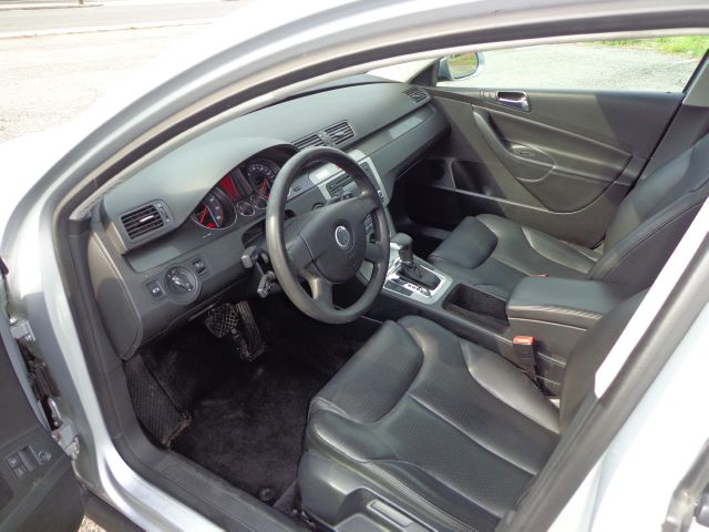Volkswagen Passat 2006 photo 22
