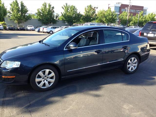 Volkswagen Passat 2006 photo 1