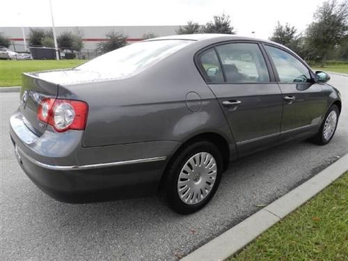 Volkswagen Passat 2007 photo 2