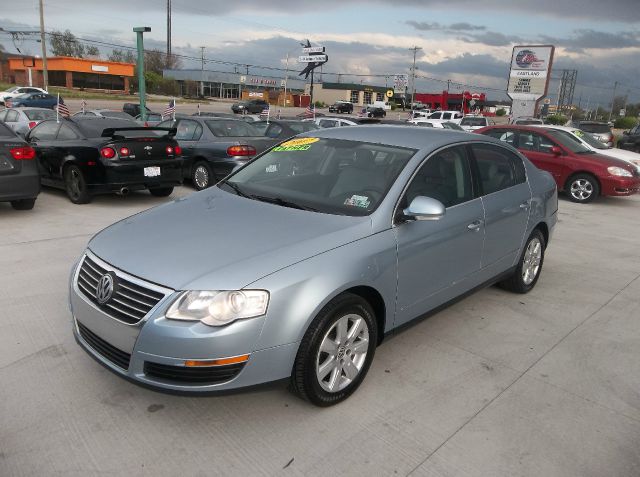 Volkswagen Passat 2007 photo 2