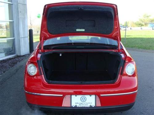 Volkswagen Passat 2007 photo 2