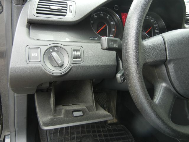 Volkswagen Passat 2007 photo 10