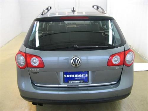 Volkswagen Passat 2007 photo 1