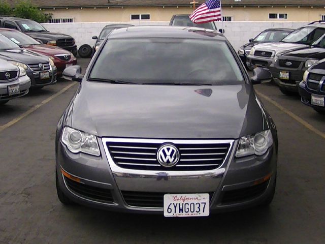 Volkswagen Passat 2007 photo 1