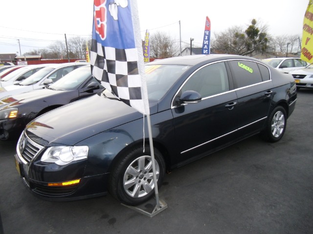 Volkswagen Passat 2007 photo 2