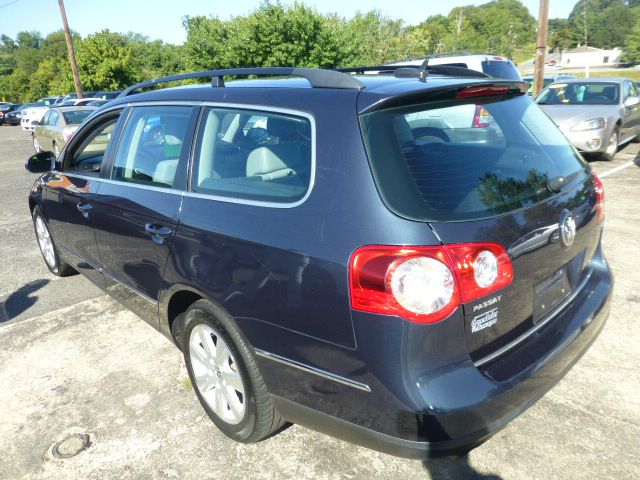 Volkswagen Passat 2007 photo 2