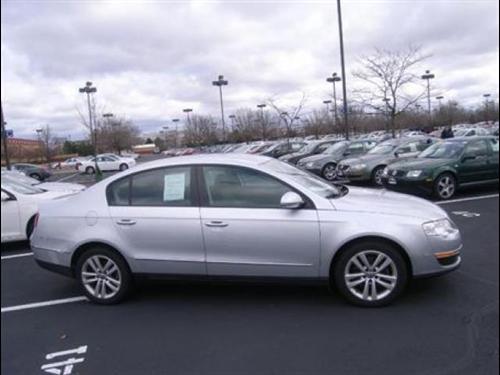 Volkswagen Passat 2007 photo 1