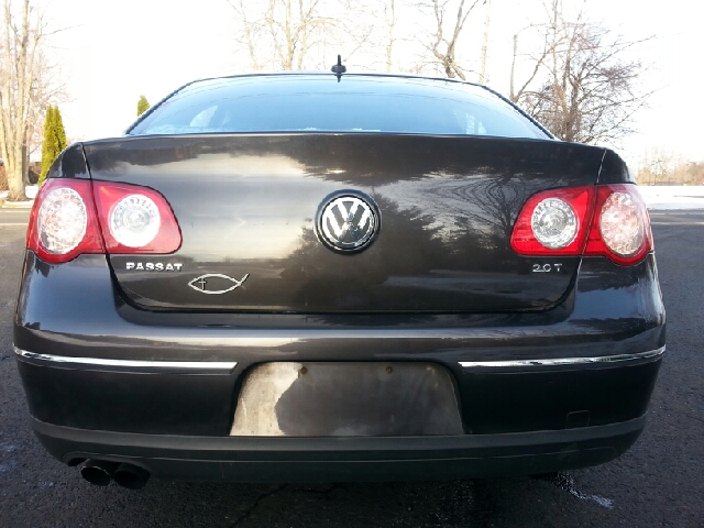 Volkswagen Passat 2007 photo 2