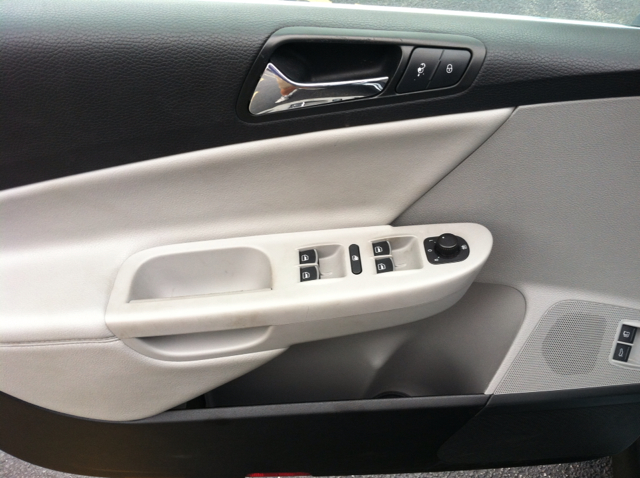 Volkswagen Passat 2007 photo 2