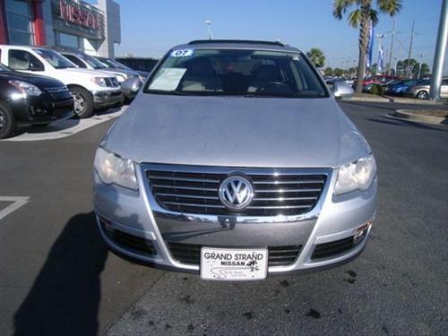 Volkswagen Passat 2007 photo 1