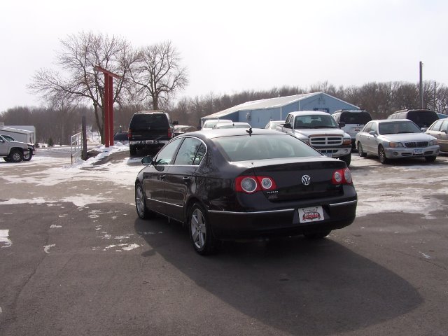 Volkswagen Passat 2008 photo 2