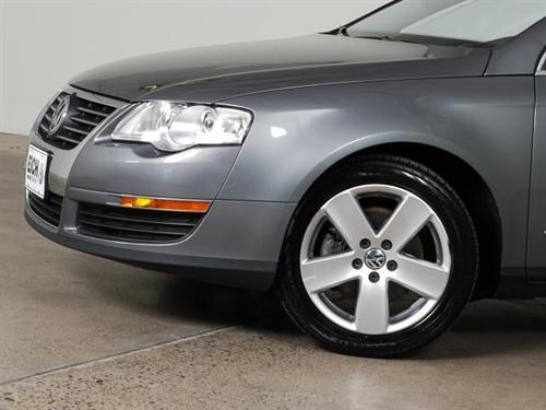 Volkswagen Passat 2008 photo 3