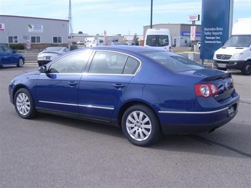Volkswagen Passat 2008 photo 2