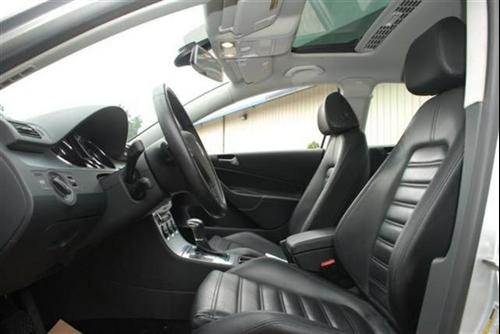 Volkswagen Passat 2008 photo 1