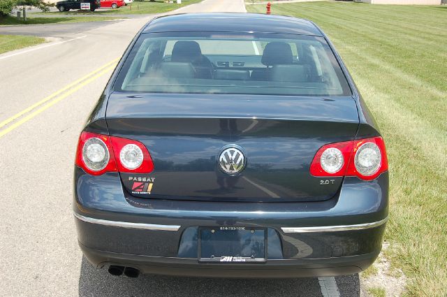 Volkswagen Passat 2008 photo 2