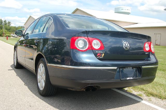 Volkswagen Passat 2008 photo 3