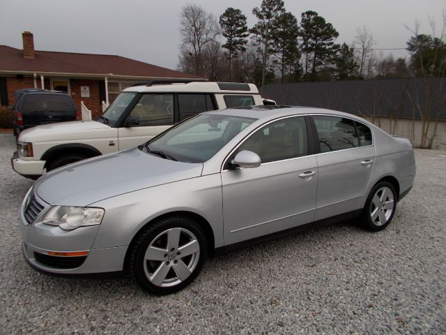 Volkswagen Passat 2008 photo 2