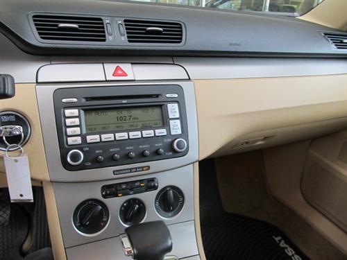 Volkswagen Passat 2008 photo 3