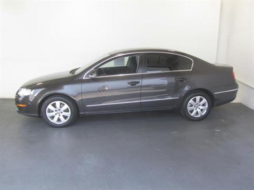 Volkswagen Passat 2008 photo 2