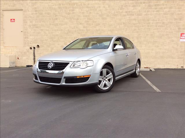 Volkswagen Passat 2008 photo 1
