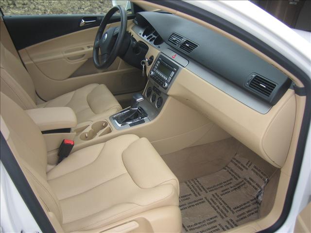 Volkswagen Passat 2008 photo 2