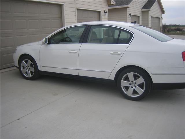 Volkswagen Passat 2008 photo 5