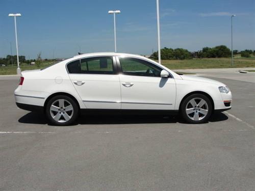 Volkswagen Passat 2008 photo 3