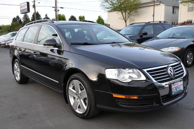 Volkswagen Passat 2008 photo 1