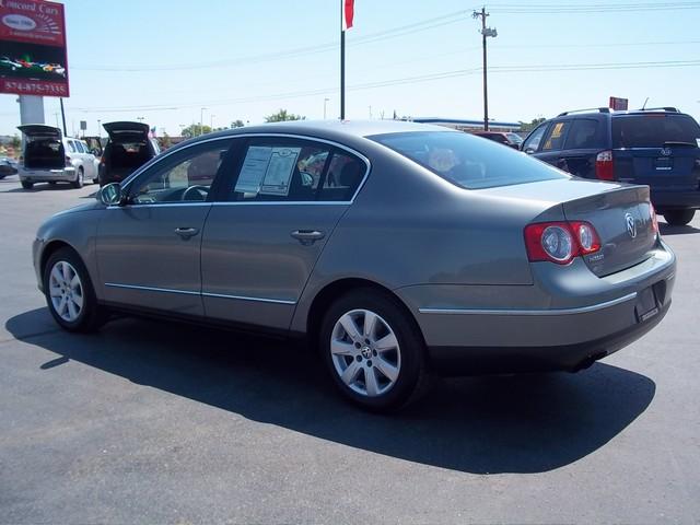 Volkswagen Passat 2008 photo 3