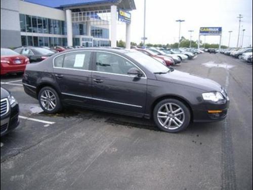 Volkswagen Passat 2008 photo 1