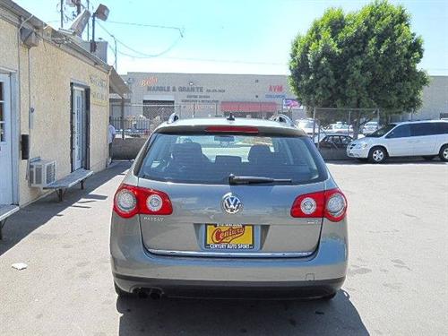 Volkswagen Passat 2008 photo 2