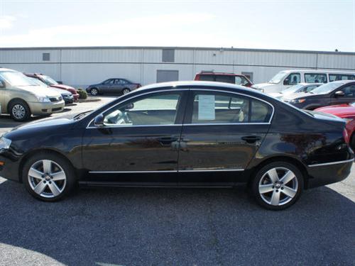 Volkswagen Passat 2008 photo 1