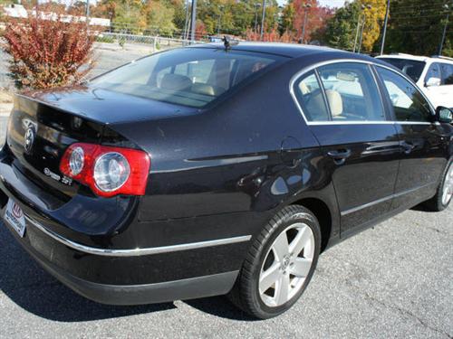 Volkswagen Passat 2008 photo 2