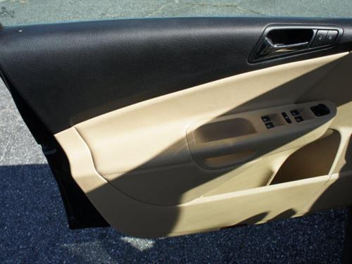 Volkswagen Passat 2008 photo 4