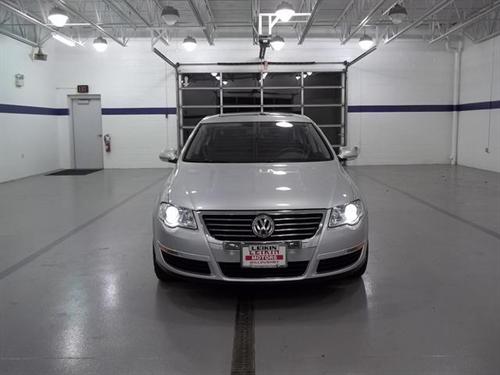 Volkswagen Passat 2008 photo 1