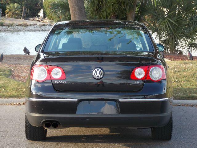 Volkswagen Passat 2008 photo 2